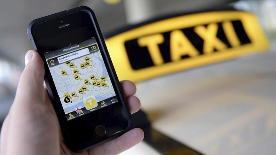 Free Now (antes MyTaxi) pide flexibilidad horaria para taxis frente a los VTC