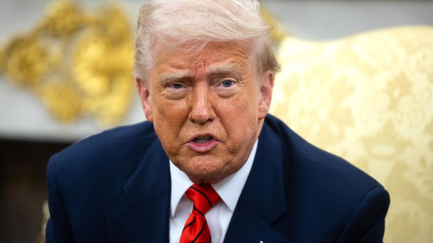 Trump anuncia que Rusia y Ucrania van a negociar “de inmediato” un alto el fuego tras su conversación con Putin