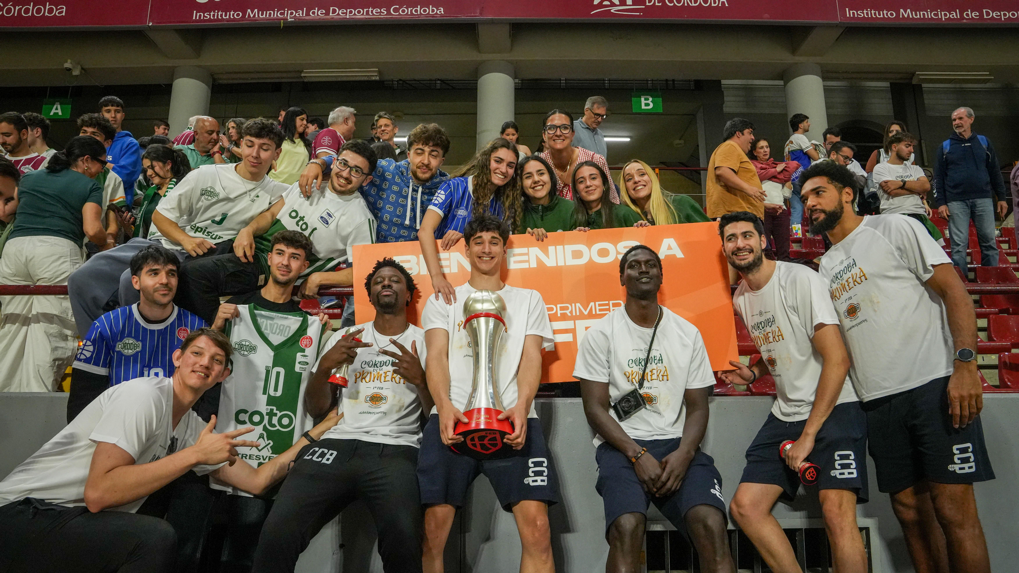 El Coto Córdoba celebra el ascenso a 1ª FEB