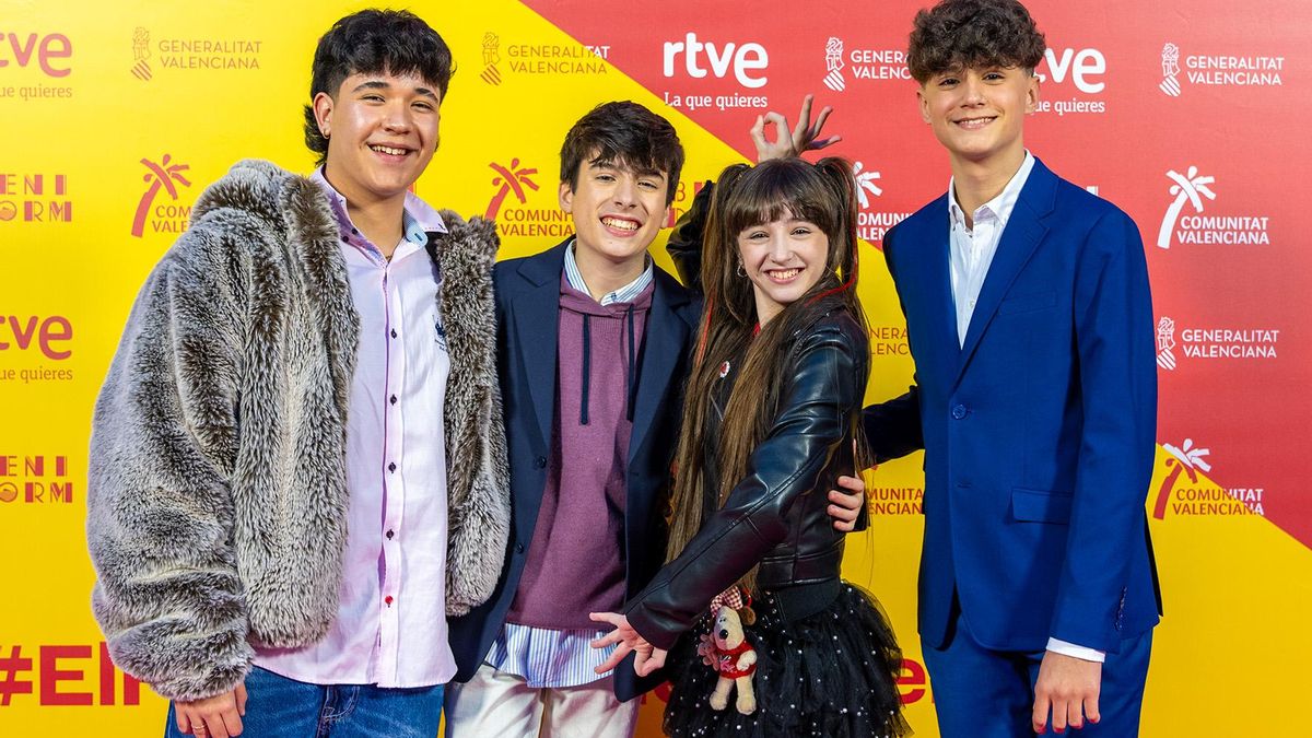Levi Díaz, Gonzalo Pinillos Chloe de la Rosa y Carlos Higes, representantes de España en los últimos Eurovisión Junior