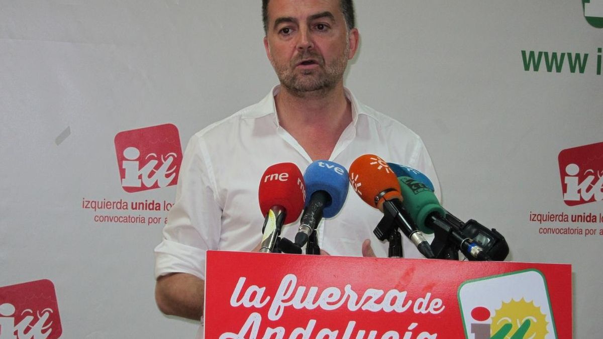 Maíllo (IULV-CA) ve "fuera de lugar" las palabras de Díaz y las achaca al "nerviosismo del PSOE por su sangría de votos"
