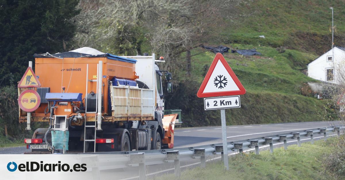 Doce carreteras cortadas y otras 20 afectadas por el temporal de nieve y hielo