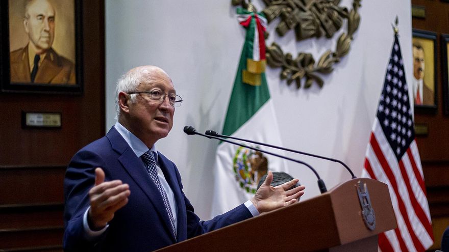 Embajador de EEUU en México culpa a "gobiernos que no trabajan" de migración