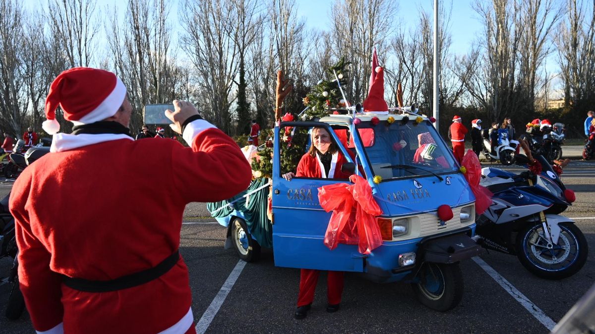 Papanoelada motera, masiva y solidaria en la Navidad de León