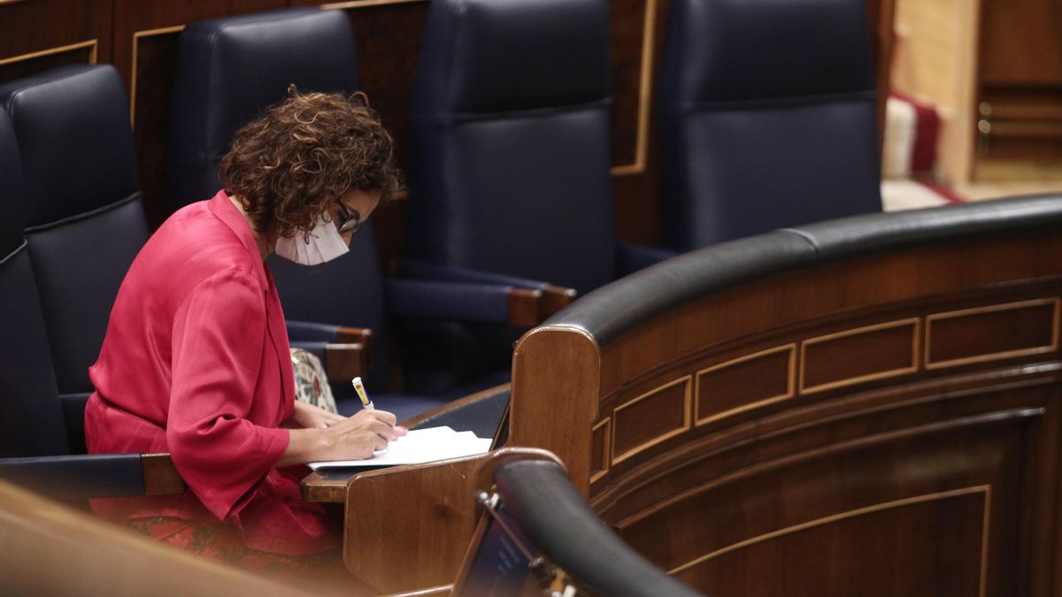 La ministra de Hacienda, María Jesús Montero, este jueves.