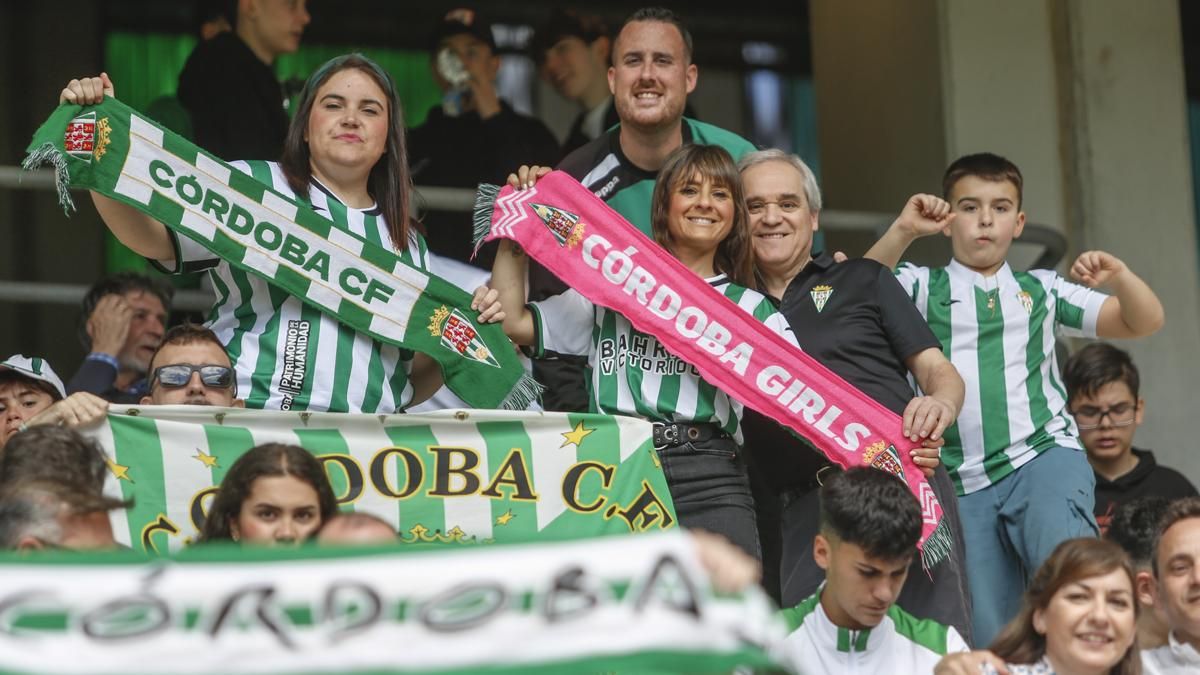 Grada Blanquiverde del Córdoba CF - Real Sociedad B
