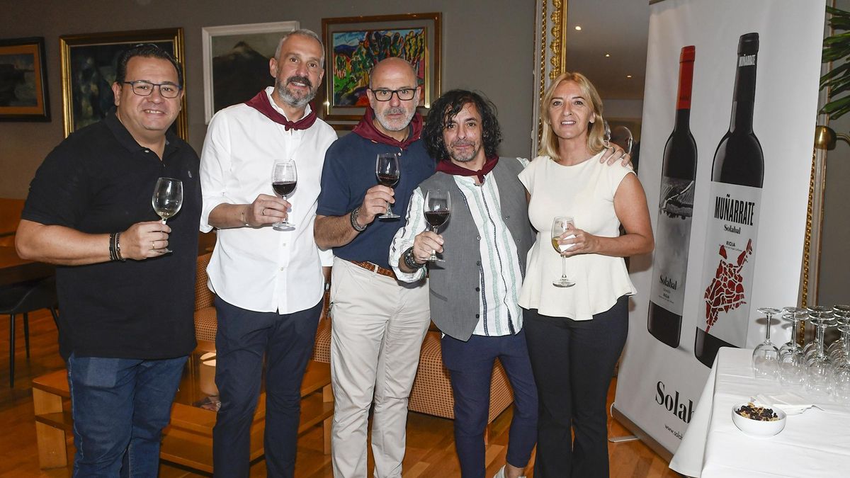 El Descorche volvió a brindar con los vinos de Solabal Bodegas y Viñedos