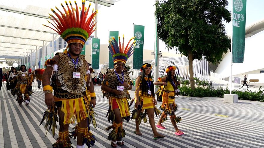 'Unabated' o cómo una palabra marca la negociación climática y puede servir de “colador” para quemar más petróleo