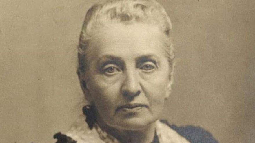 Nacida en la Inglaterra victoriana, dejó atrás sus problemas de espalda y se convirtió en una de las grandes viajeras del siglo XIX