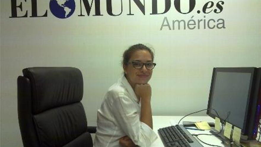 Beatriz, en la redacción en Miami.