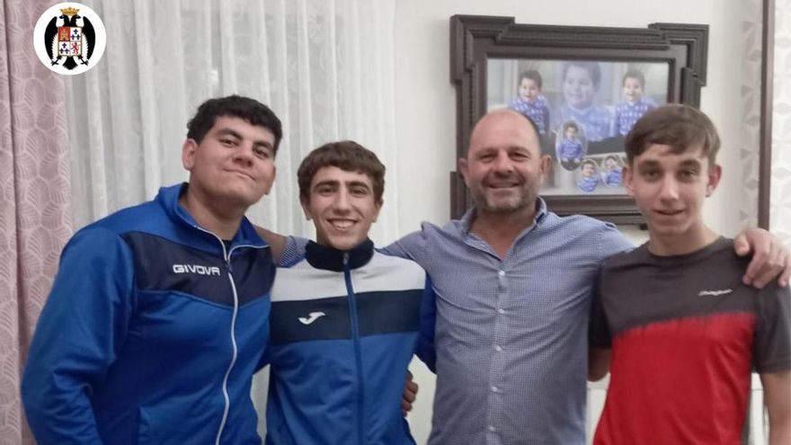 El Córdoba Patrimonio invita a ‘Los Colgaos’ a Vista Alegre