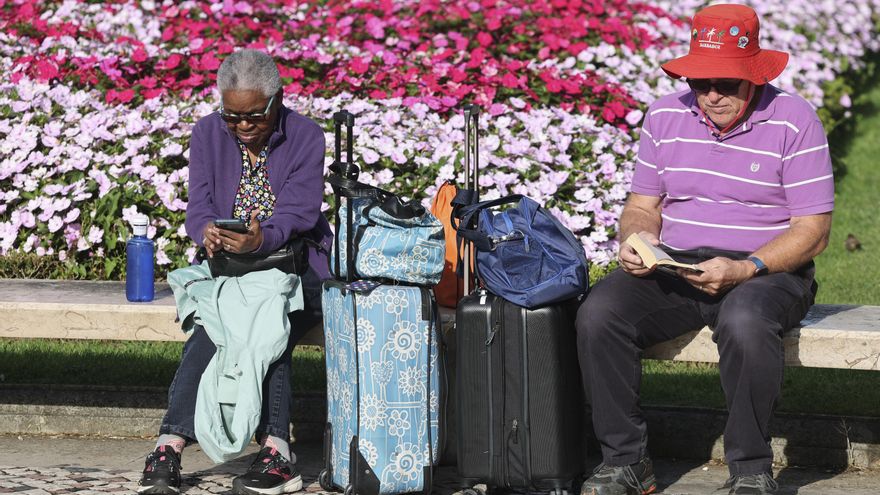 Los viajes del Imserso empiezan en octubre: descuento para pensionistas con menos recursos y plazas para mascotas