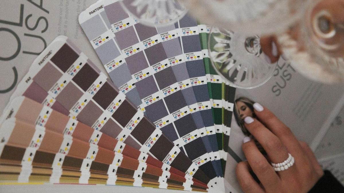 El truco del 60-30-10 que usan los decoradores para dar armonía al salón y a otros espacios de nuestras casas