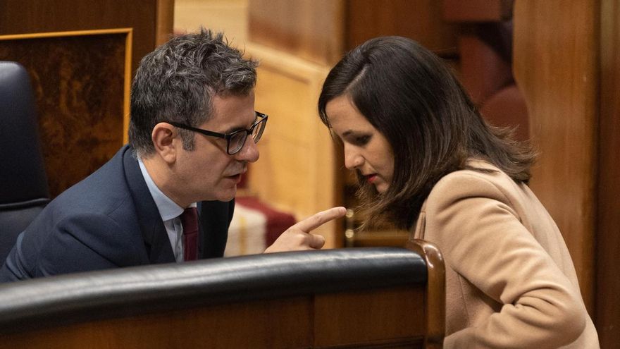 Cuatro meses de negociación y una llamada final entre Bolaños y Belarra: así se gestó el pacto para la regularización