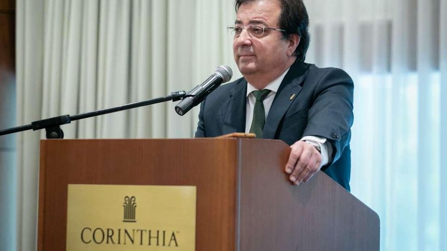 Extremadura se apunta al puerto de Sines, "la palabra mágica" para estar en el eje de desarrollo con Valencia