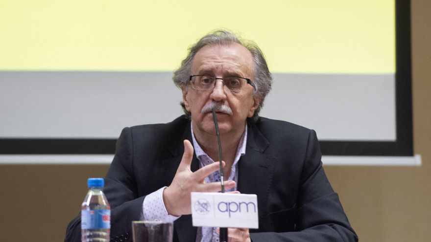 El exdiputado del Parlament de Cataluña Antonio Espinosa, de Ciudadanos, durante una rueda de prensa en Madrid organizada por la plataforma Renovadores Cs.