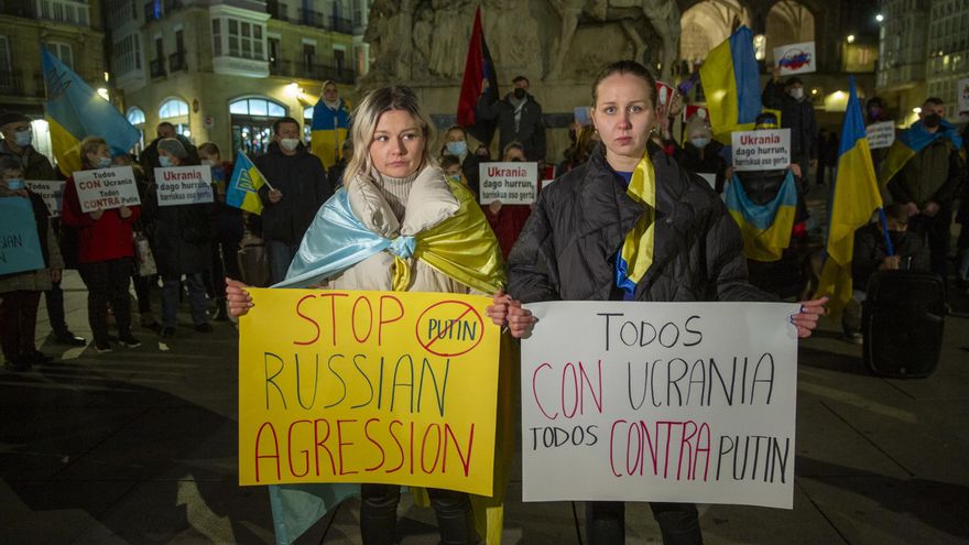 Euskadi adaptará las ayudas a refugiados de Ucrania, que cobrarán entre 400 y 900 euros mensuales en 2023