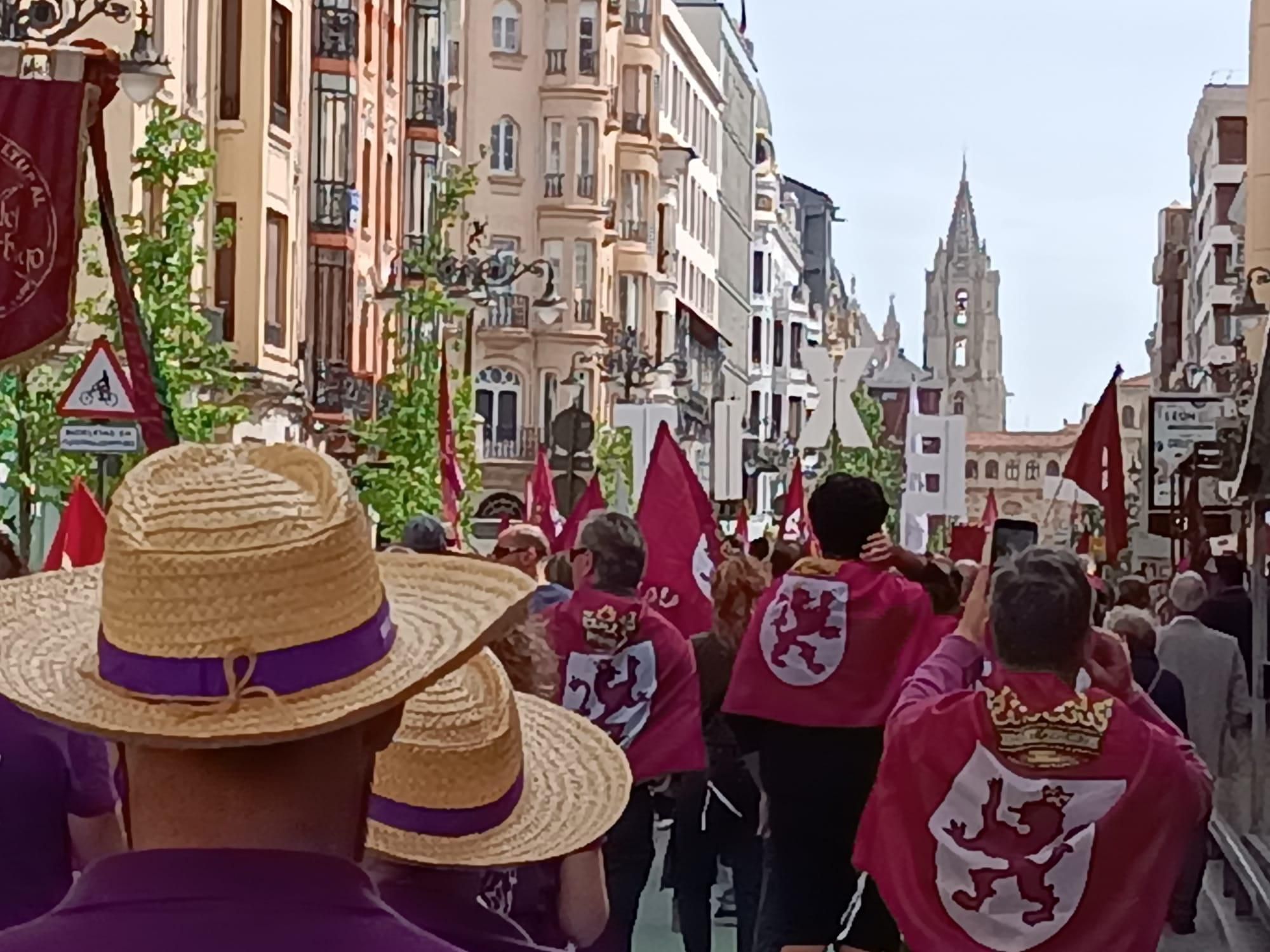 Cientos de personas exigen el 23 de abril el camino de 'León solo' y en libertad
