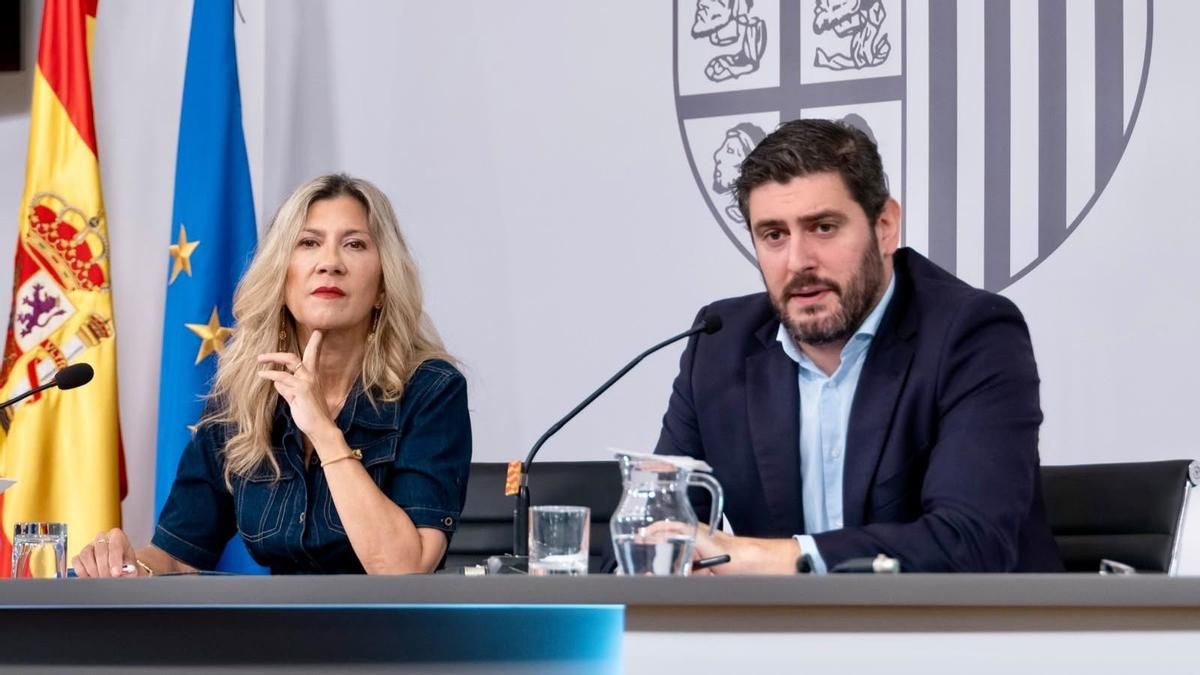 Los vicepresidentes autonómicos Mar Vaquero y Alejandro Nolasco, en la rueda de prensa de este lunes.