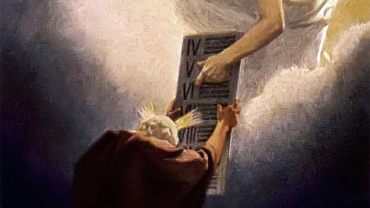 Moisés recibe las tablas de la ley con los Diez Mandamientos (Foto: cuadro de Gebhard Fugel en Wikimedia Commons)