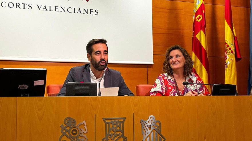 El contrato de 3,3 millones del festival del 9 d'Octubre le "huele raro" al PSPV  y Compromís lo llevará a Antifraude
