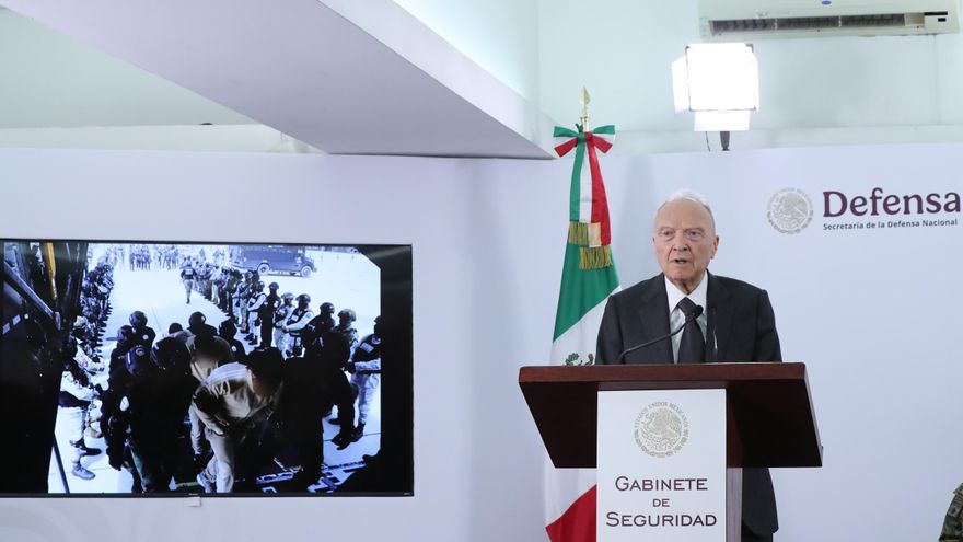 México defiende envío de narcos a EE.UU. y asegura que traslados seguirán si se requieren