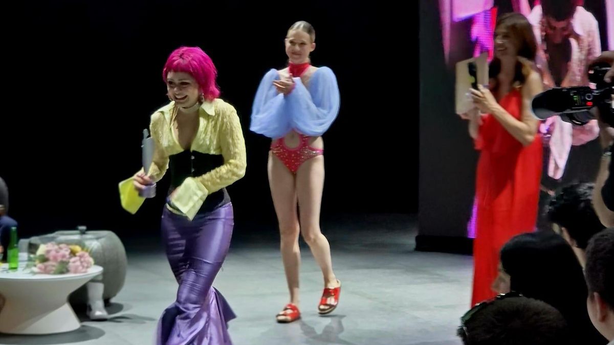 El talento de la palmera Zaida Pérez triunfa en el Premio Nacional Moda Baño MFB 2026