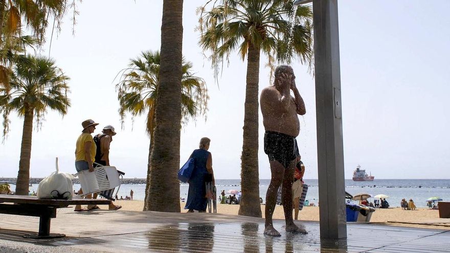 Santa Cruz de Tenerife ya registra un 37% más de días cálidos en julio que en 1950