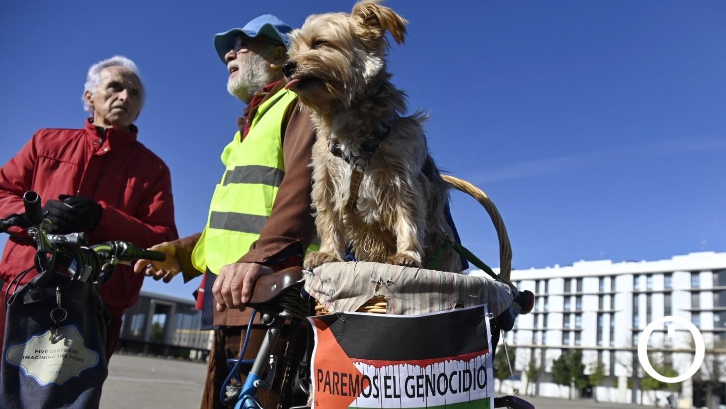 Marcha en bicicleta por solidaridad con el pueblo palestino.