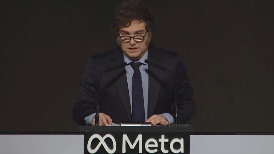 Milei insistió con que Estados Unidos "nos está copiando el modelo" en un evento de Meta, con mensaje de Zuckerberg incluido