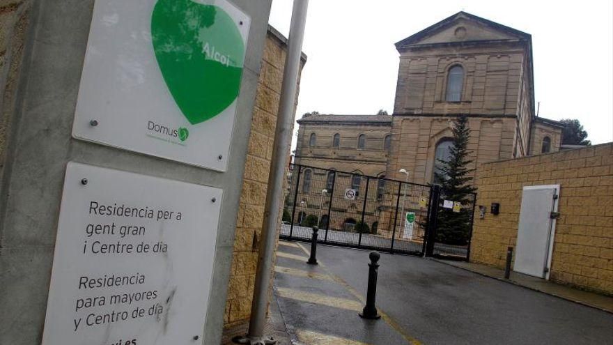 Oltra sanciona a la residencia Domus Vi de Alcoi, donde murieron 74 mayores, con 40.000 euros por falta de personal previa a la pandemia