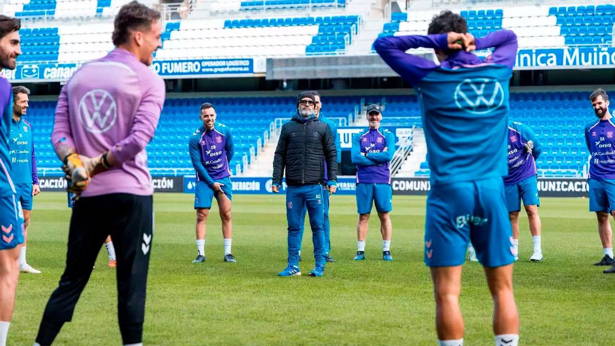 Cervera recela de la Ponferradina y de la gripe