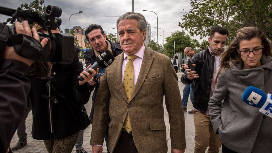 La Guardia Civil sigue la pista en el 'caso Azud' de mensajes a un concejal del PP borrados por el cuñado de Rita Barberá