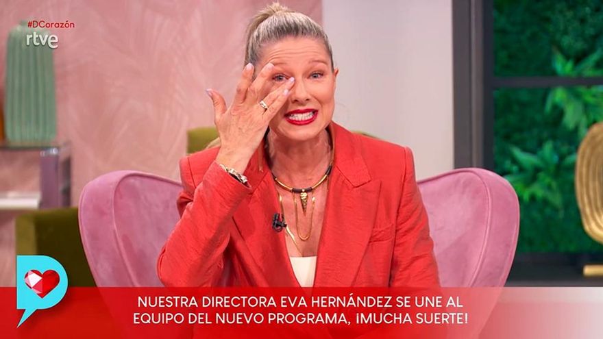 Las lágrimas de Anne Igartiburu en 'D Corazón' al despedir a su directora, que pasa a 'La familia de la tele'