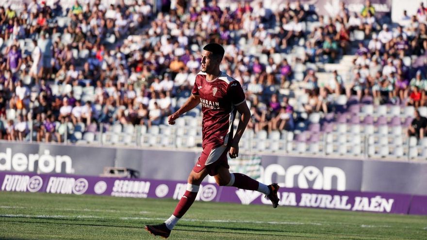 Víctor Sánchez llama a la puerta liderando a la 'Unidad B' del Córdoba en Jaén (1-2)