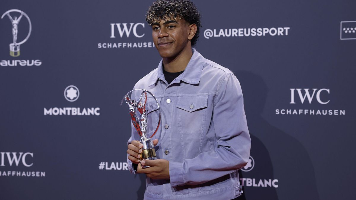 Lamine Yamal recibe el premio al mejor deportista joven del año en los Premios Laureus el 20 de abril.