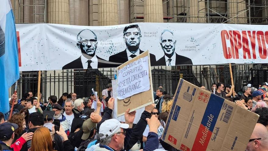 Dos escenarios y críticas a la Corte: la Ley de Tierras volvió a sacar a la oposición a la calle