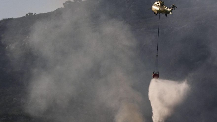 El incendio forestal de Tarifa (Cádiz) es intencionado, según la Junta de Andalucía