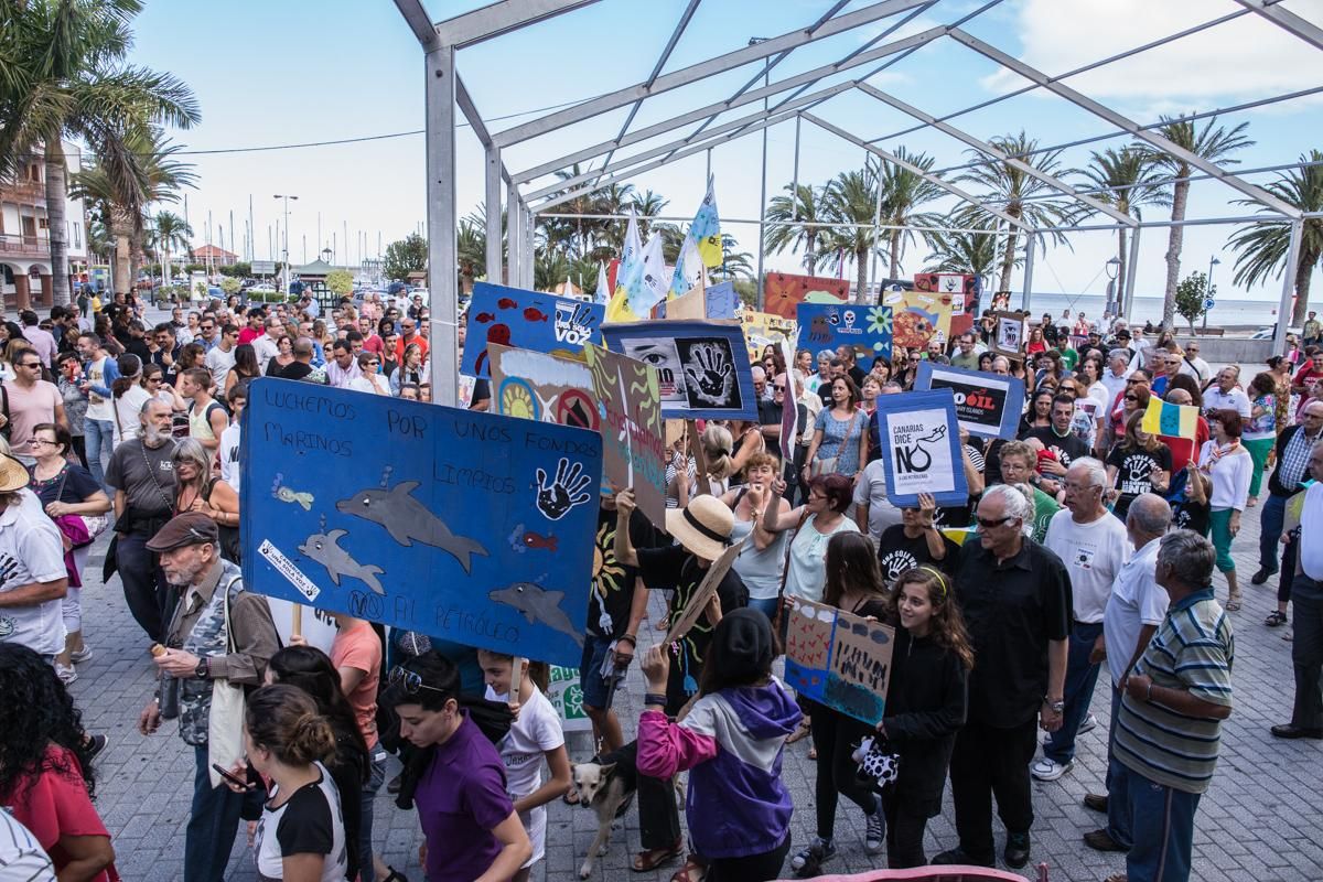 Manifestación contra las prospecciones en San Sebastián