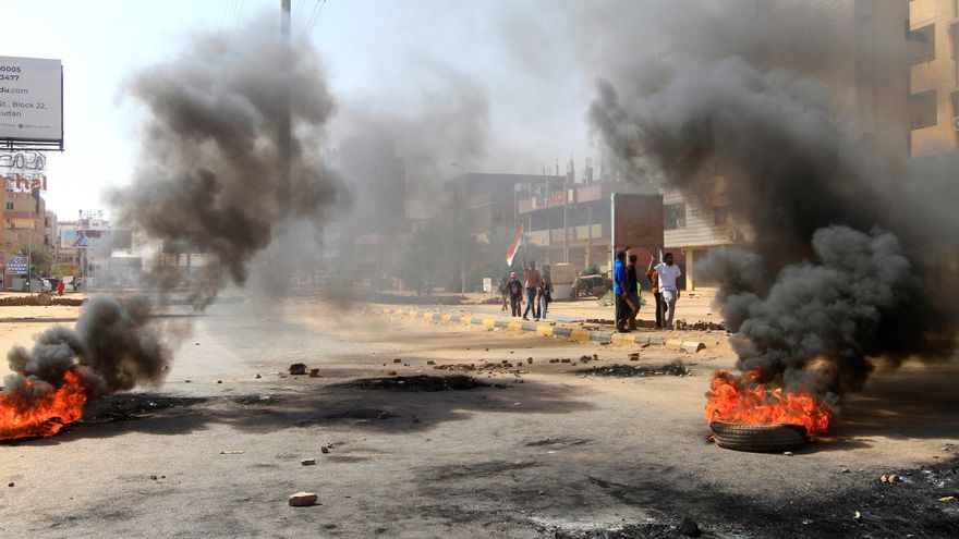 El grupo gallego Baiuca, atrapado en la embajada española en Sudán tras un golpe de Estado militar