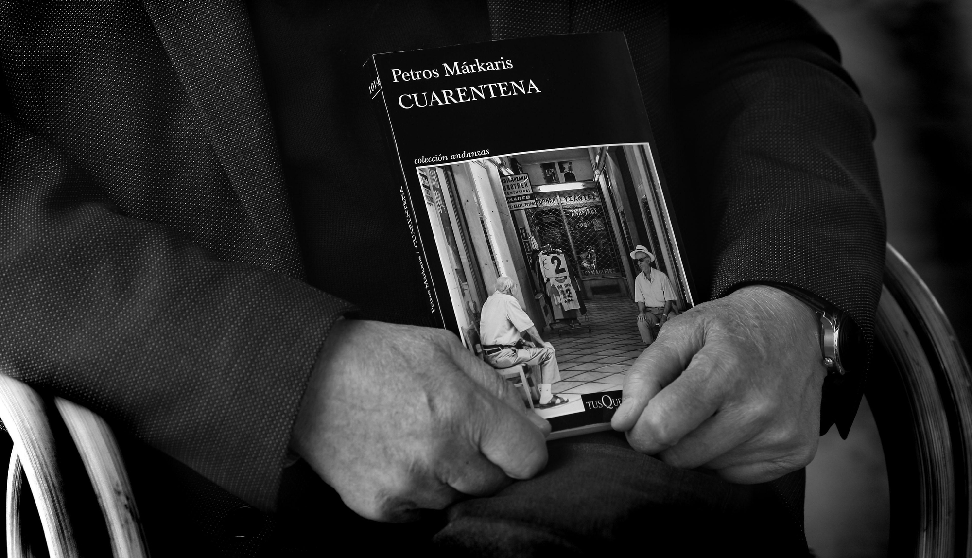 El escritor Petros Márkaris en Valencia.