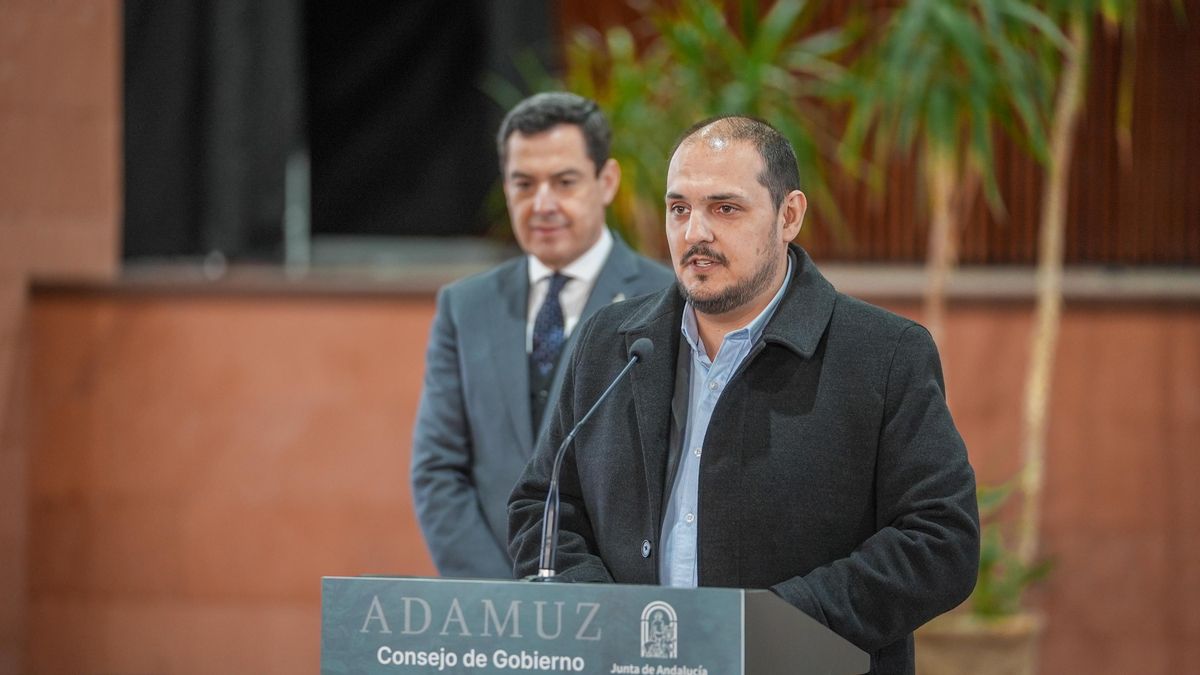 Juanma Moreno y Rafael Moreno comparecen tras el Consejo de Gobierno en Adamuz