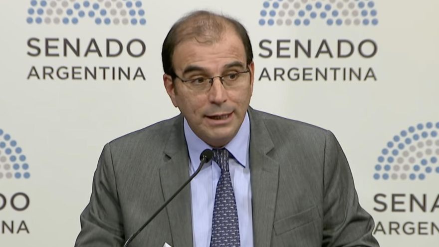 García-Mansilla, antiabortista vinculado con el Opus Dei y abogado de petroleras, nuevo juez de la Corte por decreto