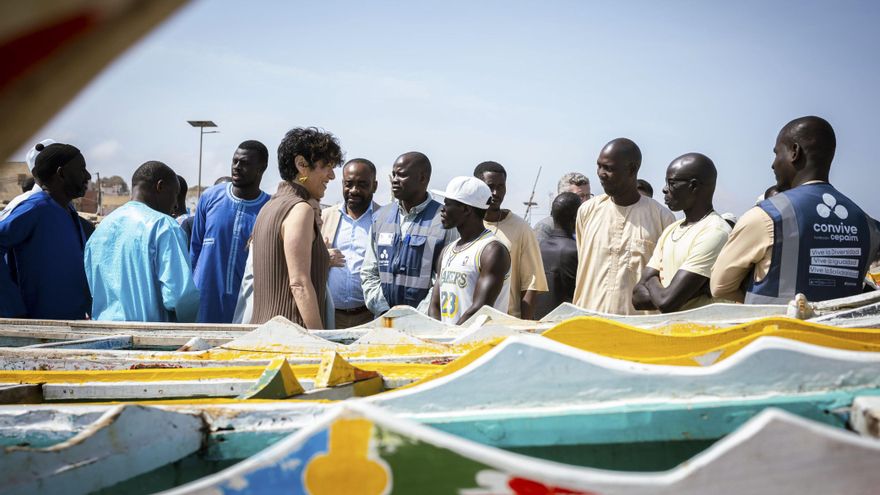 La ministra Saiz visita en Senegal negocios de migrantes retornados de España