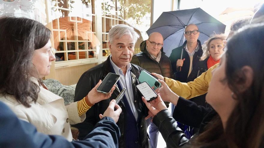 José Pedro Fernández se presenta a presidir el Colegio de Médicos de León para "abrirlo totalmente a la sociedad"