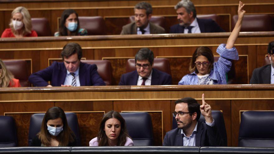 El ministro de Consumo, Alberto Garzón, vota sí a Ley Orgánica de Garantías de la Libertad Sexual.
