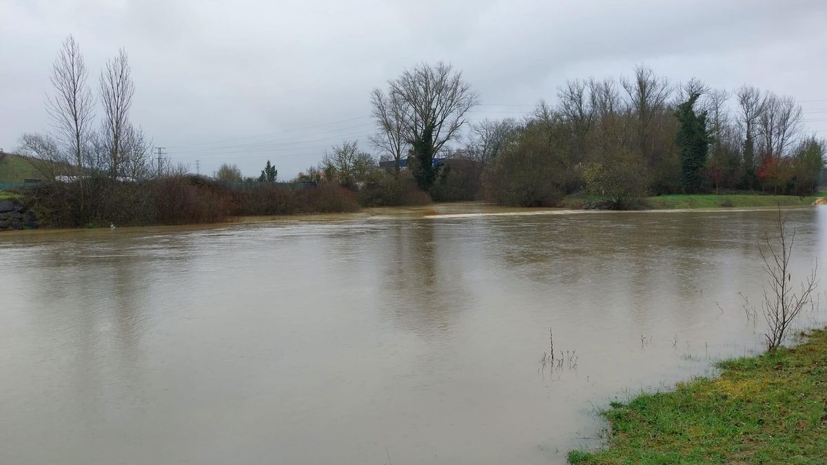 El cauce del río Zadorra