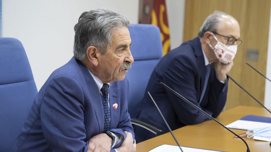 Revilla vende como un éxito que los proyectos 'estrella' de su Gobierno dependan de la voluntad del Estado