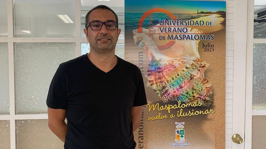 Domingo Jesús Lorenzo, en la Universidad de Verano de Maspalomas
