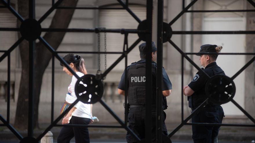 Rosario: detuvieron a dos jóvenes por el crimen del playero